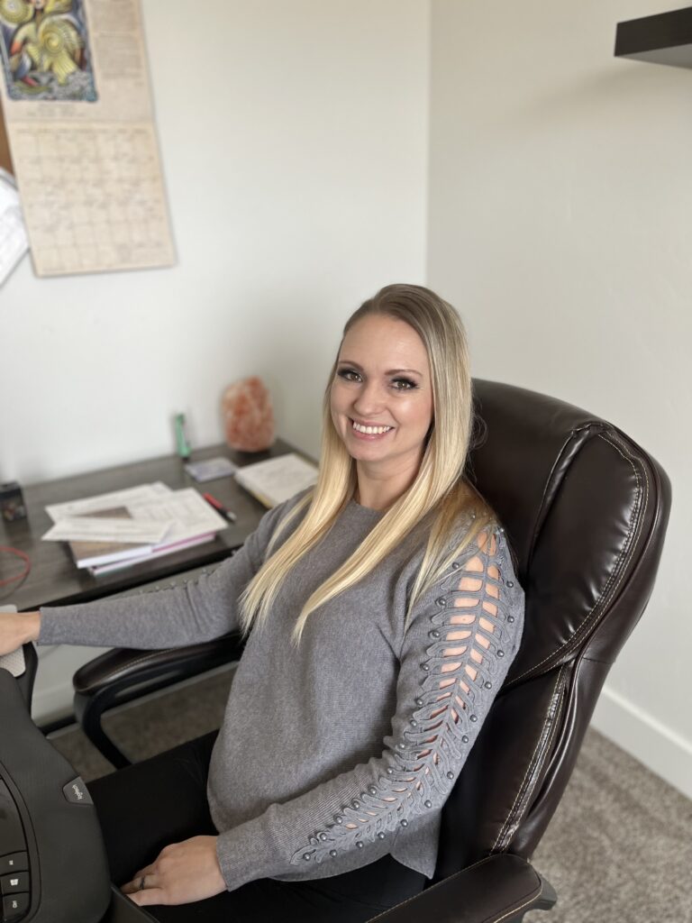 Agent Elizabeth Anderson explains the Difference Between Bail and Bond